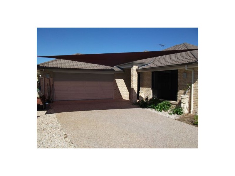 1 Tugun Place, Sandstone Point QLD 4511