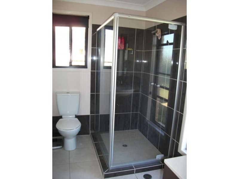 1 Tugun Place, Sandstone Point QLD 4511