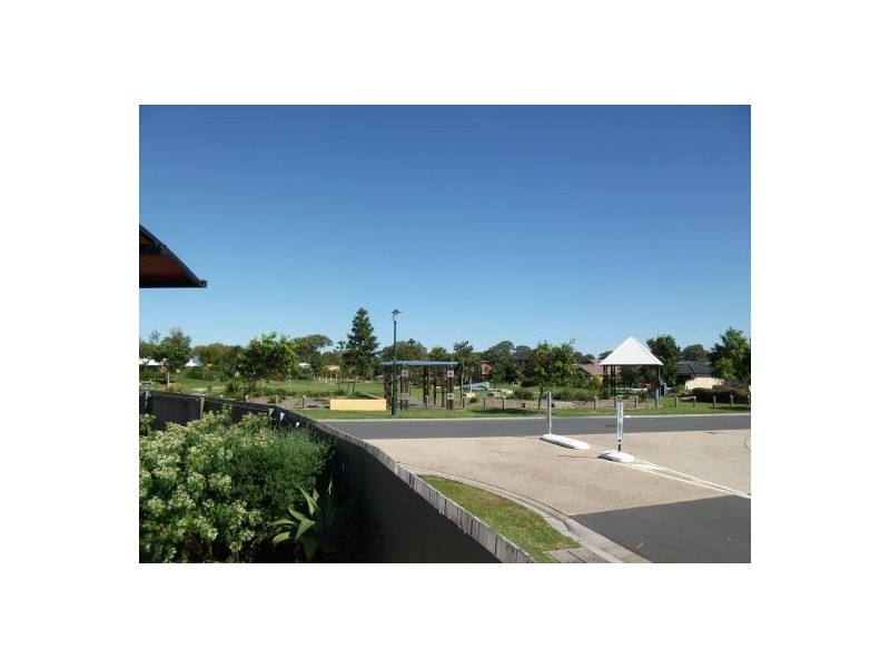 1 Tugun Place, Sandstone Point QLD 4511