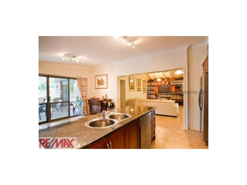 10 Caribbean Court, Deception Bay QLD 4508