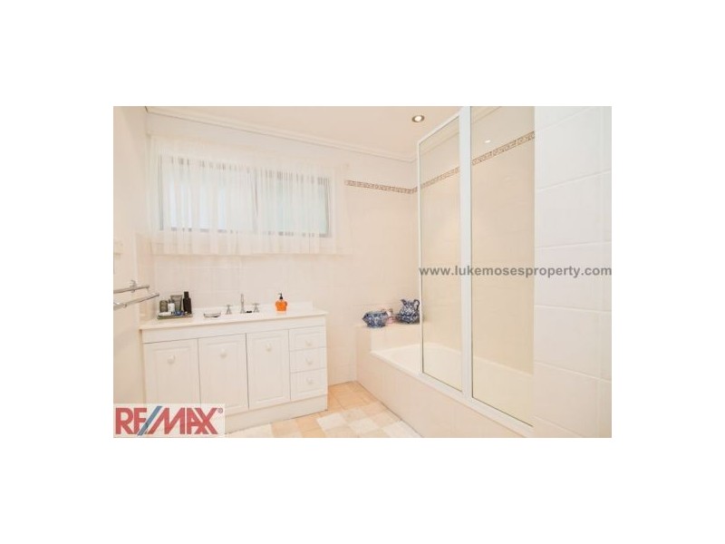 10 Caribbean Court, Deception Bay QLD 4508