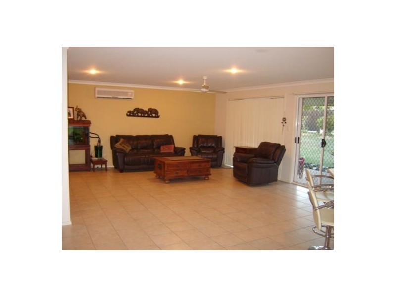 17 Sommerset Court, Narangba QLD 4504