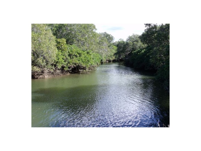 632 Beachmere Road, Beachmere QLD 4510