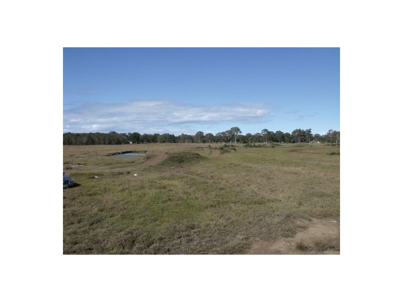 632 Beachmere Road, Beachmere QLD 4510