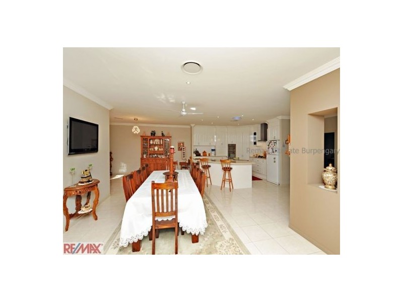 127 Corvus Drive, Cashmere QLD 4500