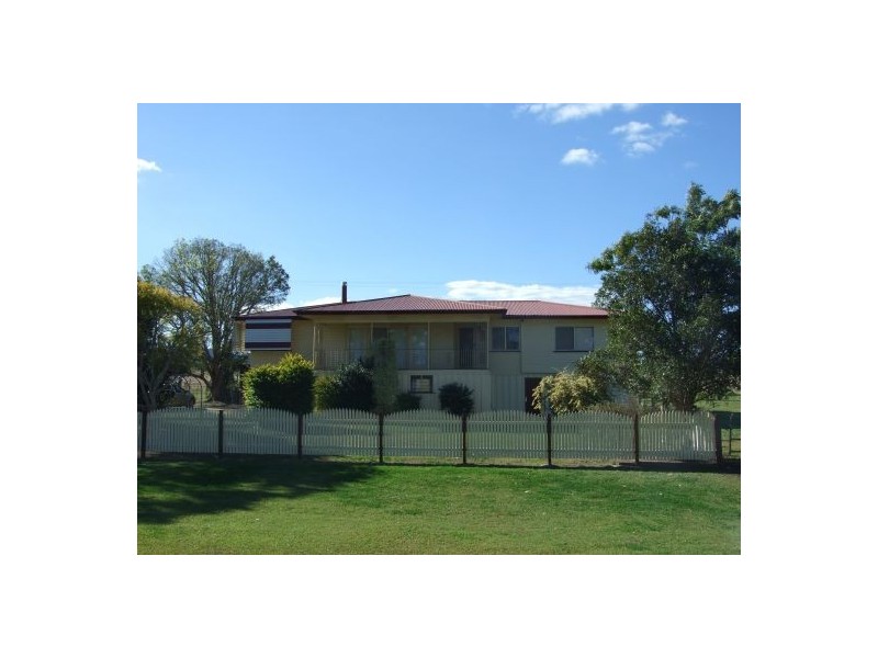 11 Mt Kilcoy Road, Kilcoy QLD 4515