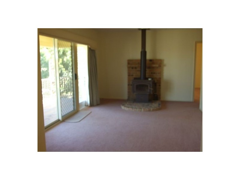 11 Mt Kilcoy Road, Kilcoy QLD 4515