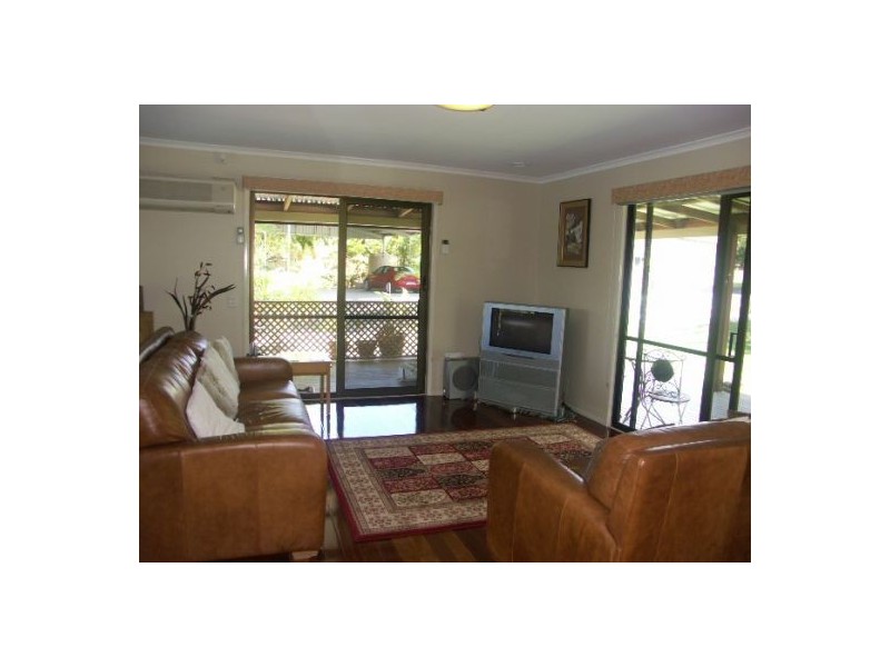 8 Morrison Street, Narangba QLD 4504