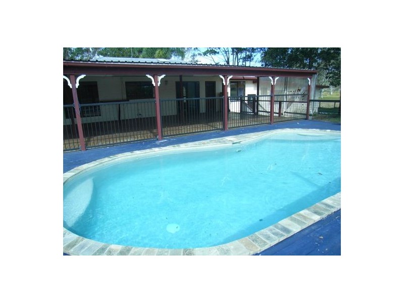 67 Newman Road, Beachmere QLD 4510