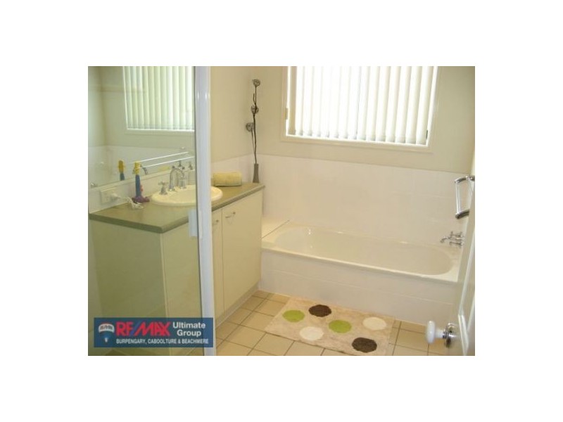 2 Stonehaven Place, Narangba QLD 4504