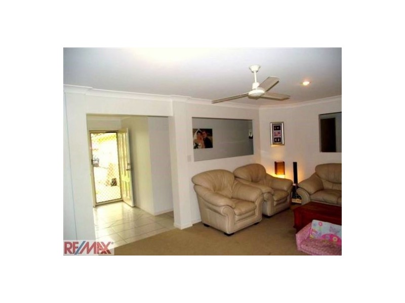 18 Riverbend Crescent, Morayfield QLD 4506