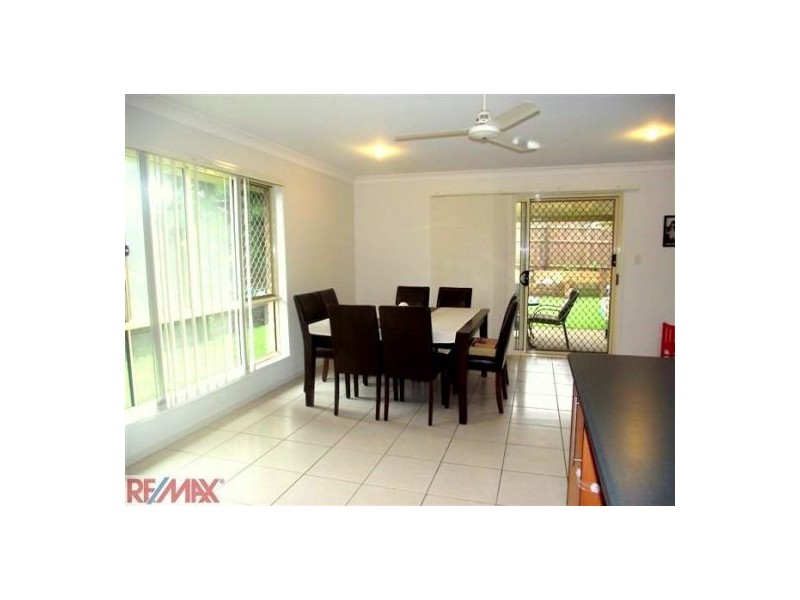 18 Riverbend Crescent, Morayfield QLD 4506