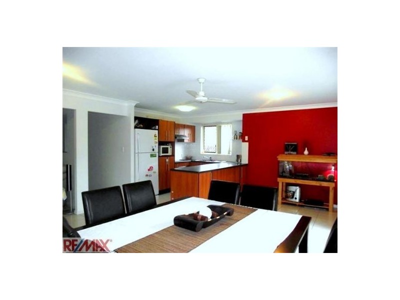 18 Riverbend Crescent, Morayfield QLD 4506