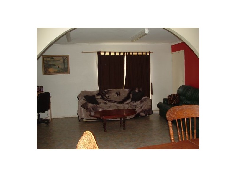 18 Kestrel Ct, Morayfield QLD 4506