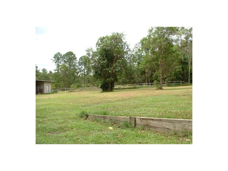 18 Kestrel Ct, Morayfield QLD 4506