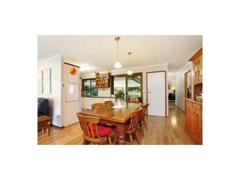 17 Kestrel Court, Morayfield QLD 4506