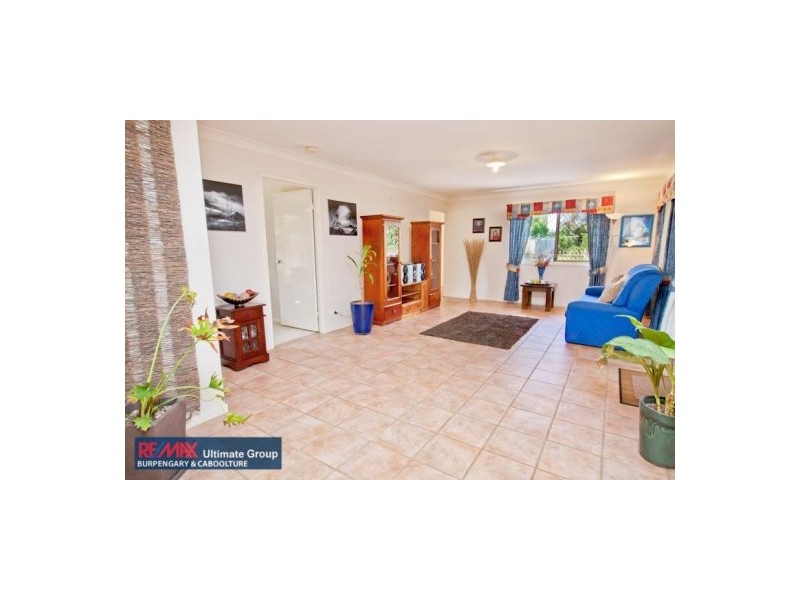 8 Aidan Crescent, Elimbah QLD 4516