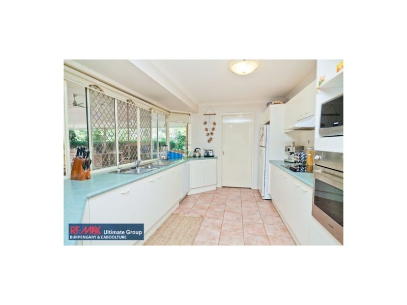 8 Aidan Crescent, Elimbah QLD 4516