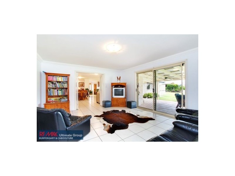 10 Sammor Road, Elimbah QLD 4516