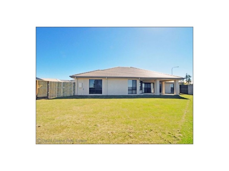 23 Eaton Close, North Lakes QLD 4509