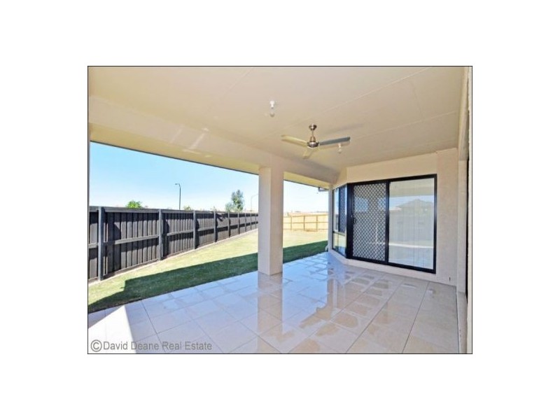 23 Eaton Close, North Lakes QLD 4509