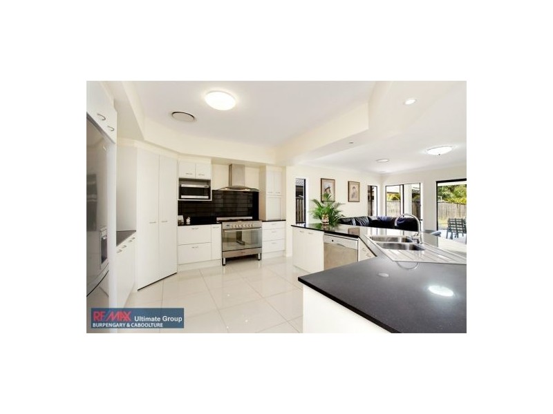 18 Hideaway Close, Narangba QLD 4504