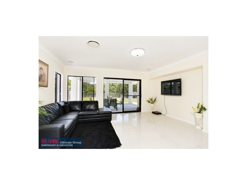 18 Hideaway Close, Narangba QLD 4504