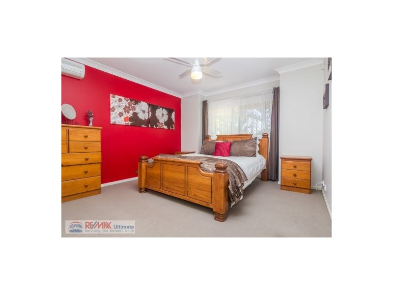 1 Adam Street, Beachmere QLD 4510