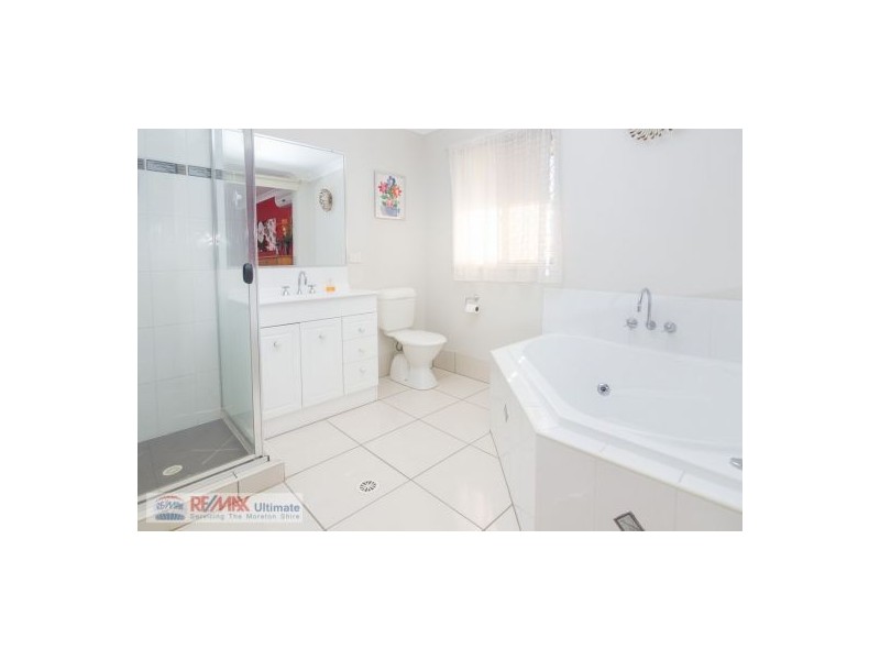 1 Adam Street, Beachmere QLD 4510