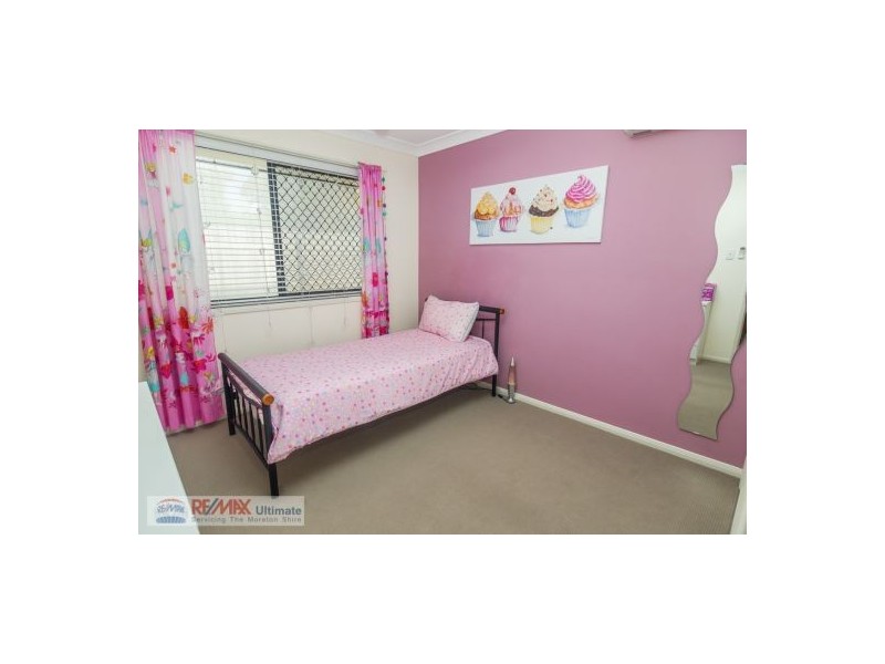 1 Adam Street, Beachmere QLD 4510