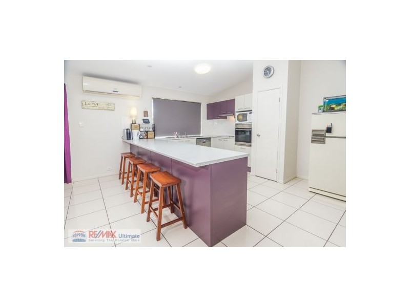 1 Adam Street, Beachmere QLD 4510