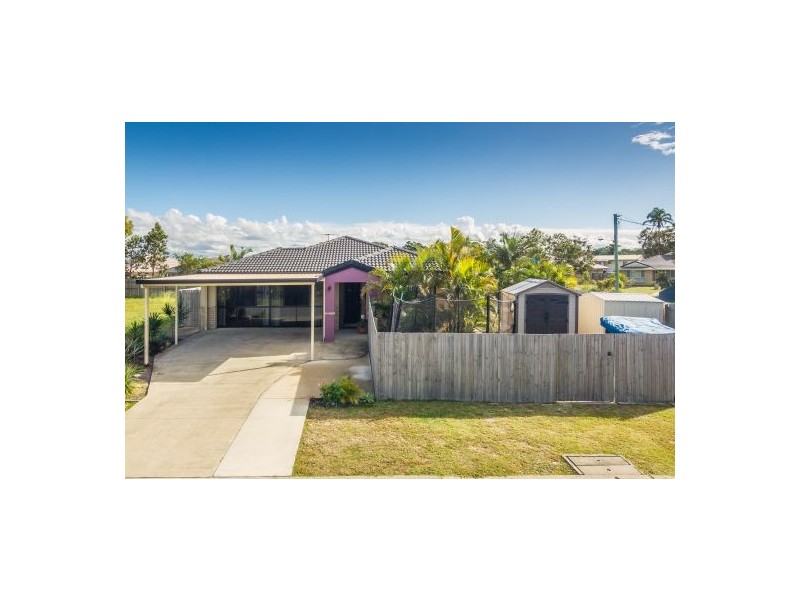 1 Adam Street, Beachmere QLD 4510