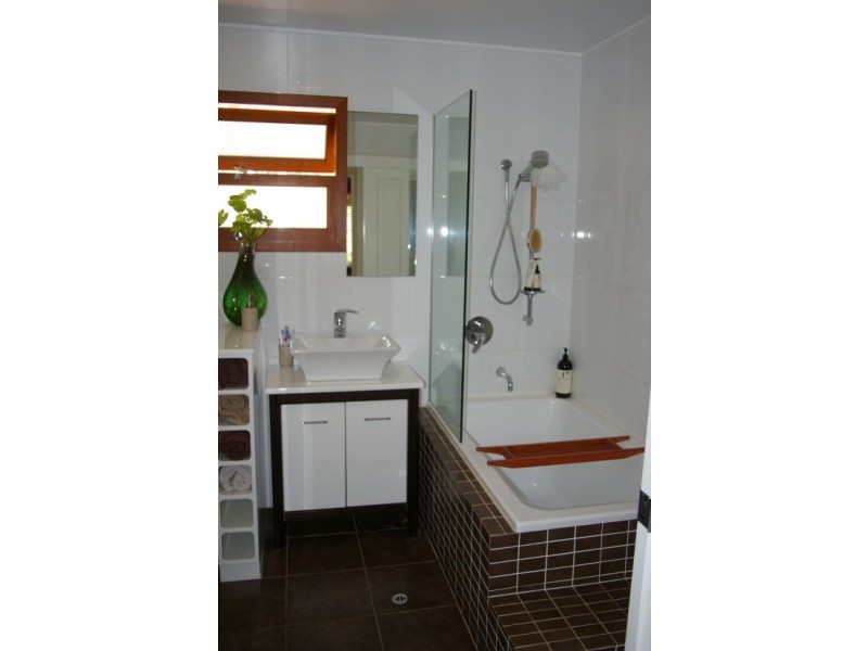 1800 Pumicestone Road, Toorbul QLD 4510