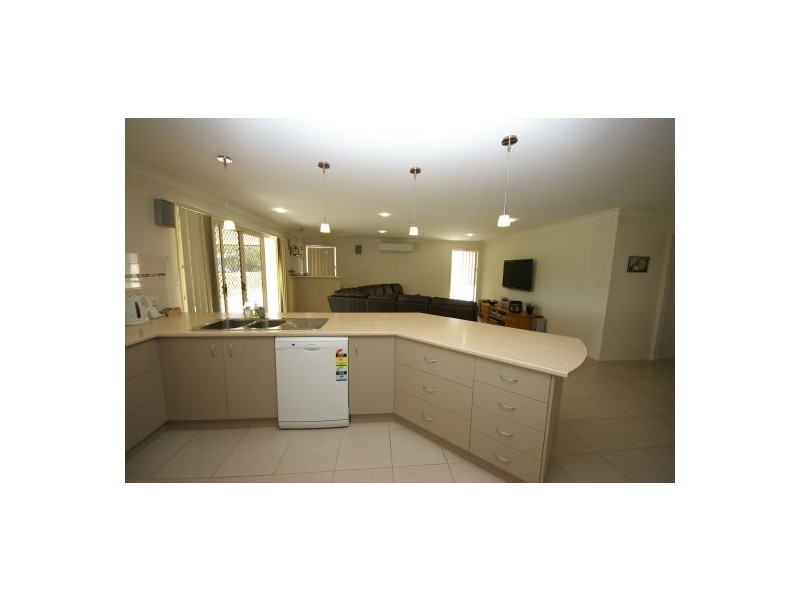 77-79 Peel Road, Ningi QLD 4511