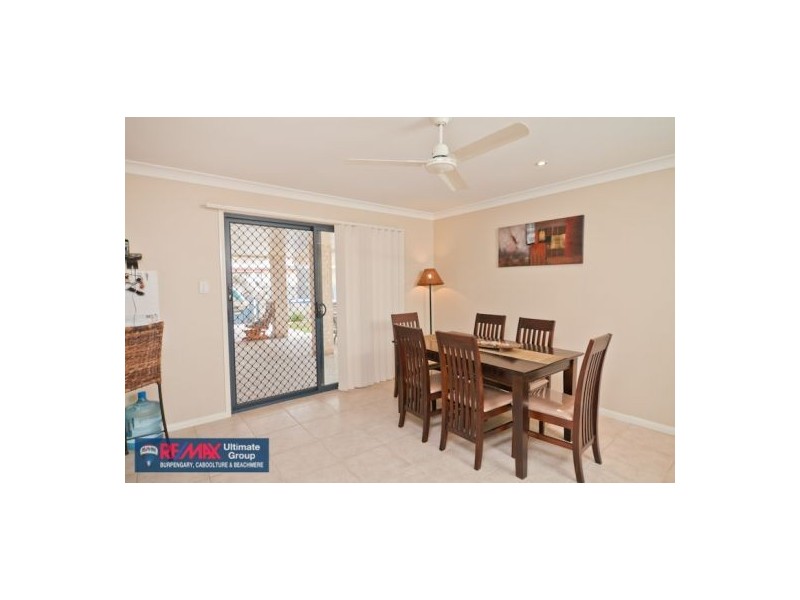 8 Wategoes Street, Sandstone Point QLD 4511