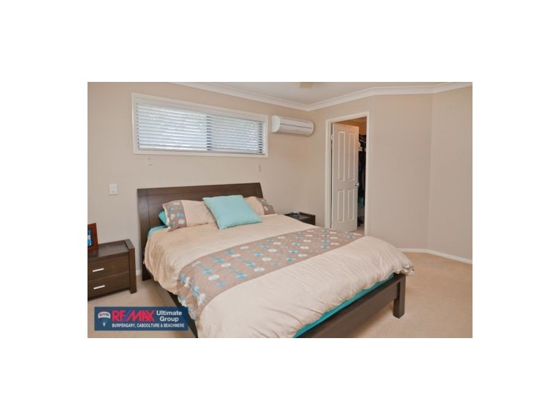 8 Wategoes Street, Sandstone Point QLD 4511