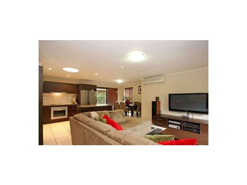 18 Grace Street, Beachmere QLD 4510