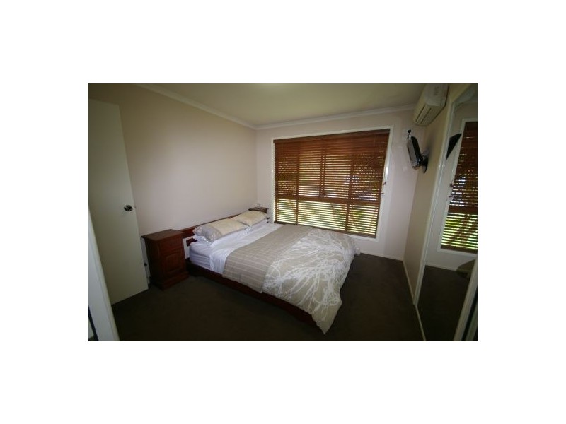 18 Grace Street, Beachmere QLD 4510