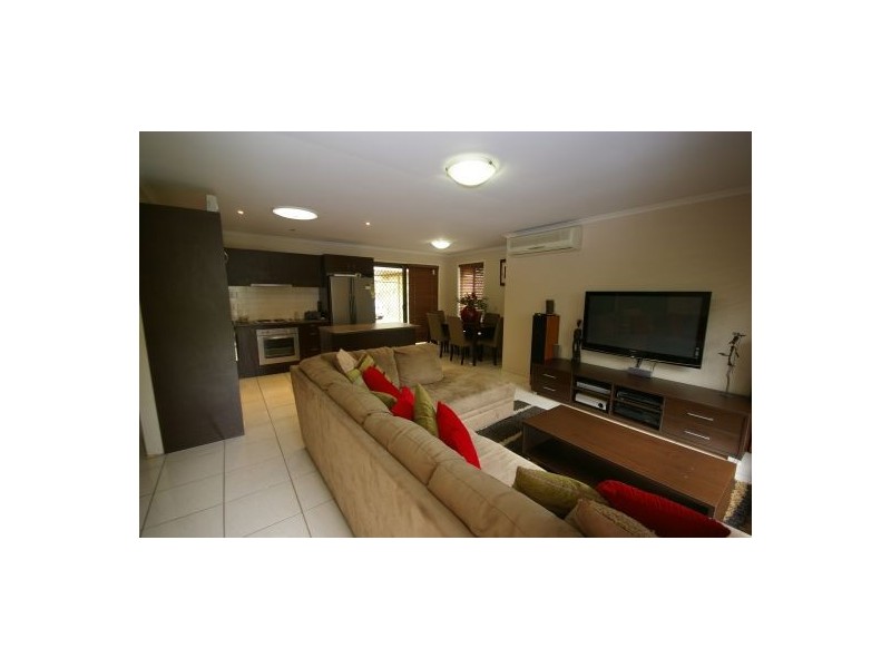 18 Grace Street, Beachmere QLD 4510