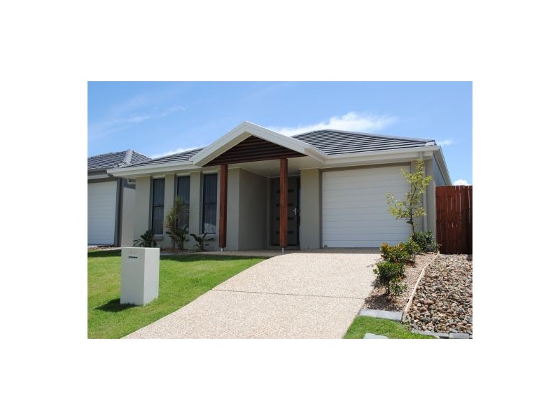 25 Riviera Crescent, North Lakes QLD 4509