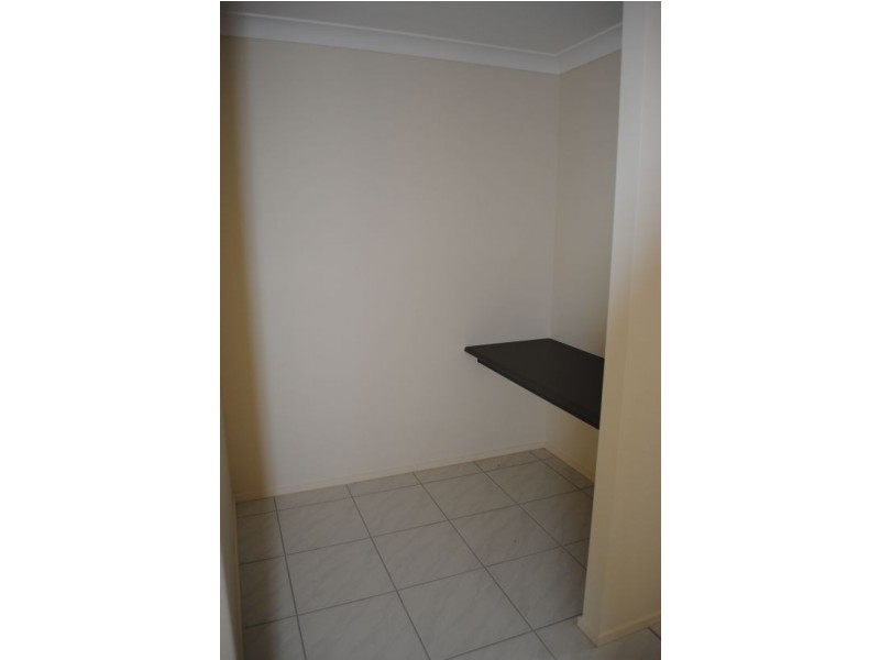 25 Riviera Crescent, North Lakes QLD 4509