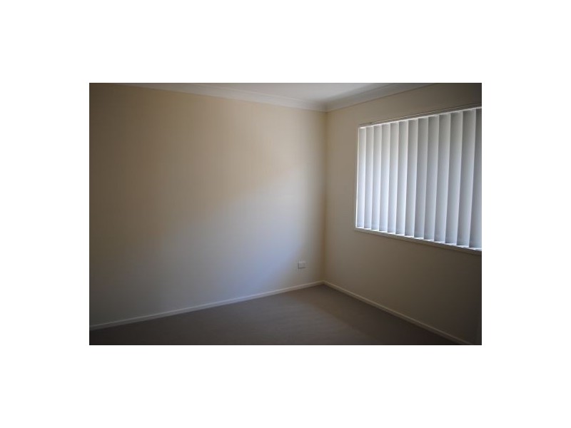 25 Riviera Crescent, North Lakes QLD 4509