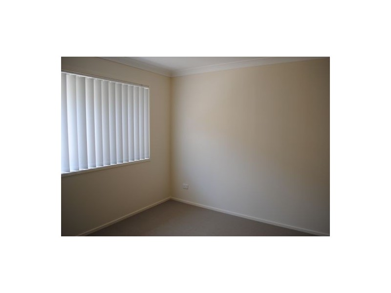 25 Riviera Crescent, North Lakes QLD 4509