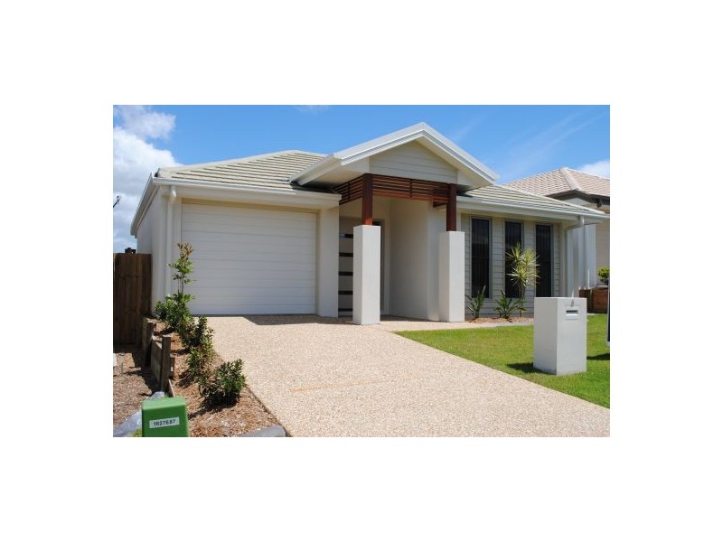 5 Riviera Crescent, North Lakes QLD 4509