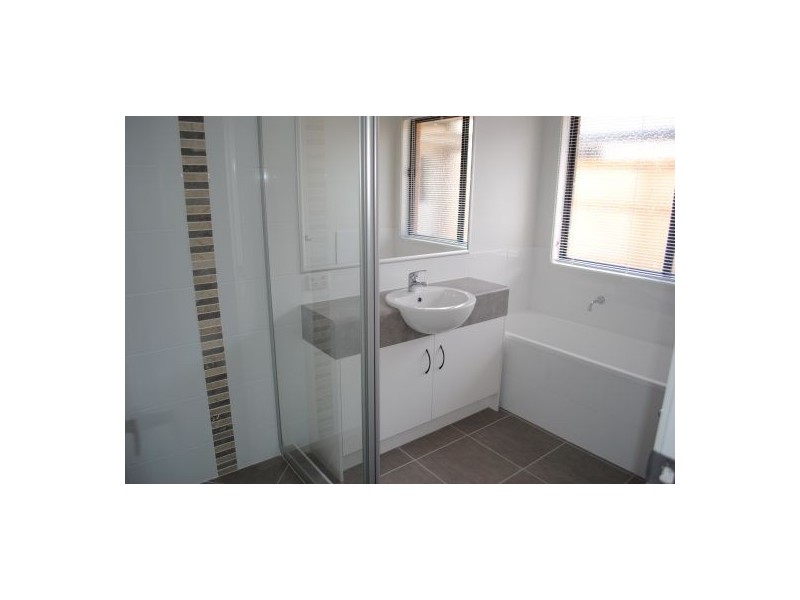 10 Triumph Street, North Lakes QLD 4509