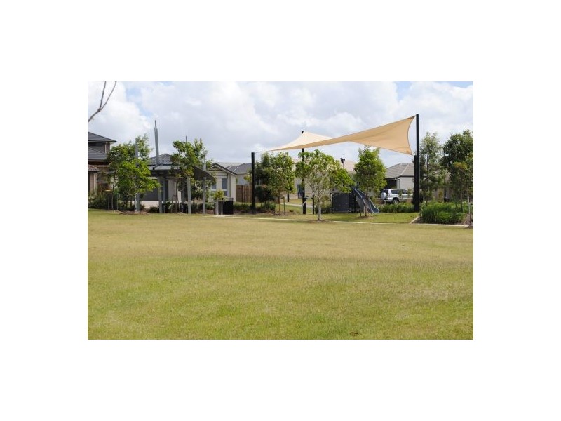 10 Triumph Street, North Lakes QLD 4509