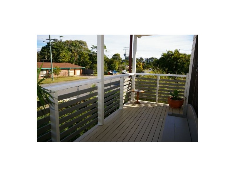9 Fiona Street, Beachmere QLD 4510