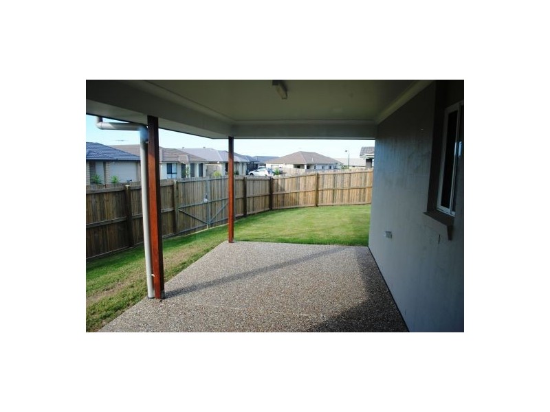 North Lakes QLD 4509