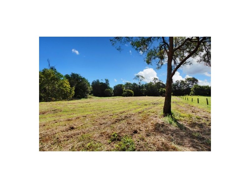 25 Mainsail Drive, Caboolture South QLD 4510