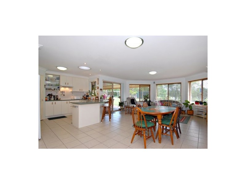 11 Mallard Court, Upper Caboolture QLD 4510
